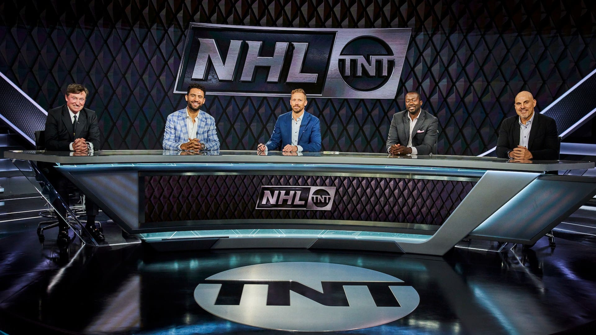 TNT crew, red wings